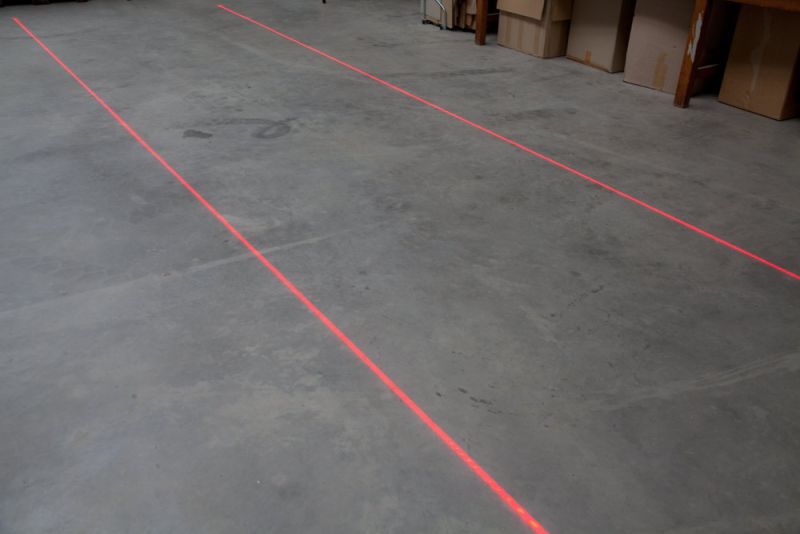 Abriebfeste Bodenmarkierung mit TopFloor Laser