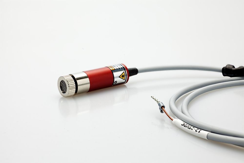 Cross hair laser module BRIGHT RED 10 mW, adjustable focus