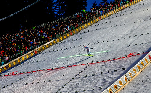 Skisprung Laser für Laserlinie beim Skispringen by MediaLas
